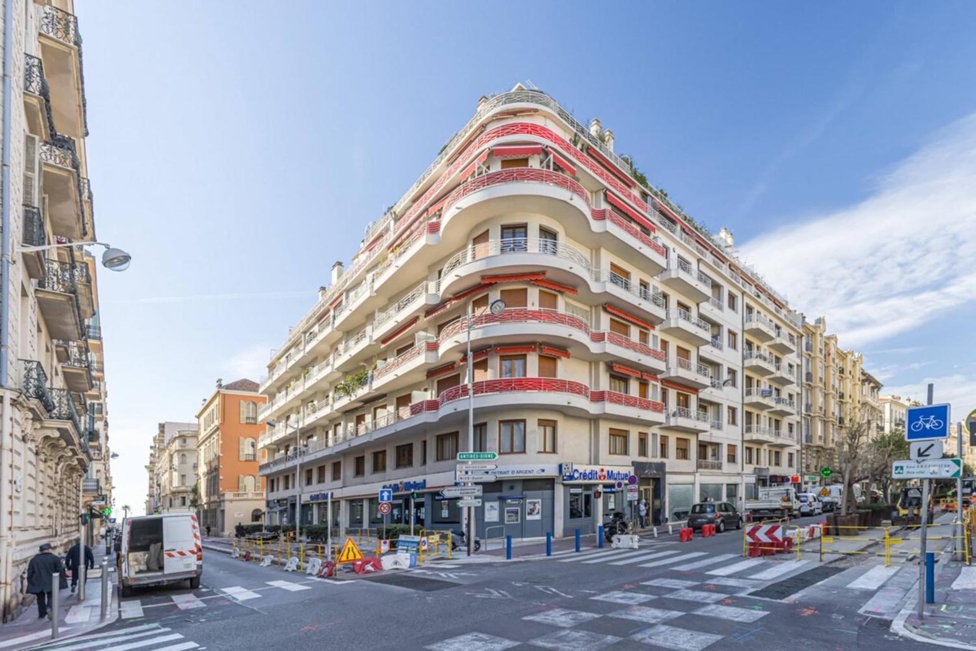 Buffa 21 - 2Min From The Sea - Terrace Apartment Nisa Exterior foto